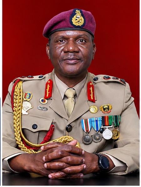 Lieut Gen Desmond CHAWANDA,psc,ndc